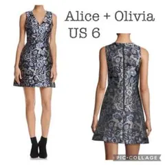 Alice + Oliviaのブルーとシルバー/メタリックの花柄ジャガードドレス
