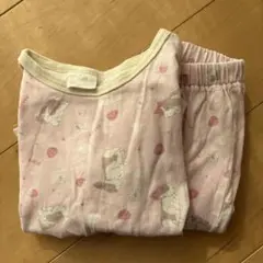 綿　ベビーパジャマ 100cm イチゴ柄　うさぎ　シシュノン　長袖