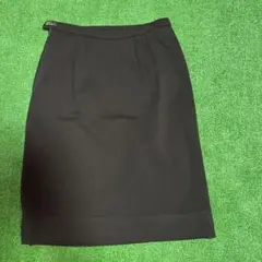 フォーマルや通勤スタイルにぴったりの一着