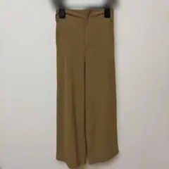 ワイドパンツ　ベージュ　Ｓサイズ