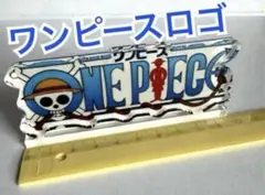 ONE PIECE ワンピース フィギュア　アクリル製タイトルロゴ