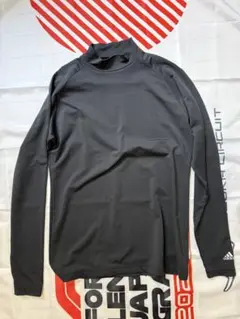 【ユーズド】adidas ハイネックコンプレッションシャツ　ブラック