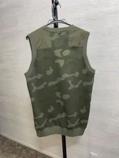 迷彩柄ノースリーブベスト