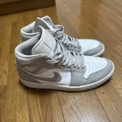 NIKE AIR JORDAN MID