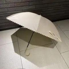 estaa ベージュ スカラップ日傘