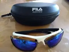 FILA サングラス ホワイト/ブラック