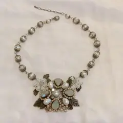 【完成品】ネックレス　ワイヤーワーク　モノトーン　大人華やか　パーティー