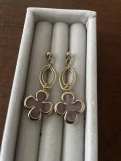 ✨良品✨ANTEPRIMA アンテプリマ　ストーンピアス　花　フラワー ✨良品✨ANTEPRIMA アンテプリマ ストーンピアス 花 フラワー