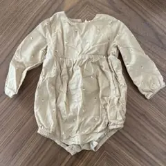 H&M ベージュ 花柄ロンパース 長袖