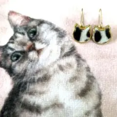 猫の顔モチーフピアス 　モフモフ毛並みが可愛い