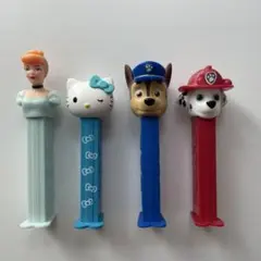 【シンデレラ ハローキティ パウパト】ペッツディスペンサー 4本セット