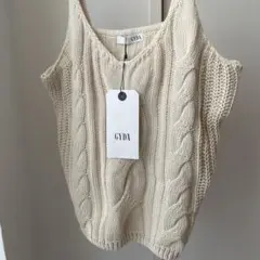 gyda ニットキャミソール タグ付き新品未使用