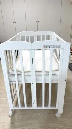 KATOJI ホワイト ベビーベッド マットレス付き