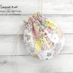 110. ハンドメイド＊小さいまるい巾着ポーチ　パッチワーク