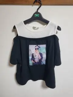 最終値下げ！！オフショルダー黒白Tシャツ。M。これ以上値下げ一切ナシ！！