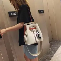 女性のための大容量ショルダーバッグBA