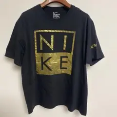 NIKE ナイキ ブラック Tシャツ ゴールドロゴ XXL
