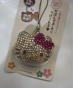 日焼けキティストラップ付き小物ケース❣️