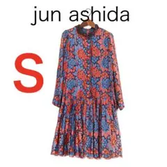 Item thumbnail for item 8955543b-e077-4128-a281-ef07bb478458