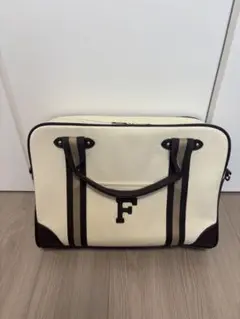 Fi.n.t ショルダーバッグ　ブラウン