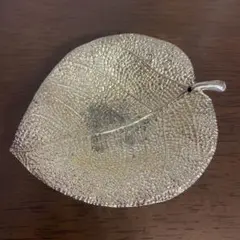 zarahome 葉っぱ型インテリア