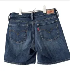 Levi's ダークブルー ショートパンツ