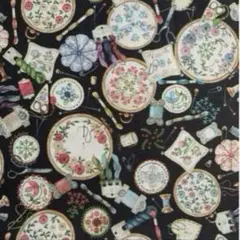 ロバートカフマン Make it Sew 刺繍用品　黒地　生地　ハギレ
