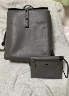 TUMI GEORGICA 牛革リュックミニクラッチバッグ付き