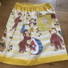 おさるのジョージ　ラップタオル　50㎝丈 スナップ付きタオル　黄色