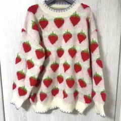 いちご柄　ニット　セーター　可愛い