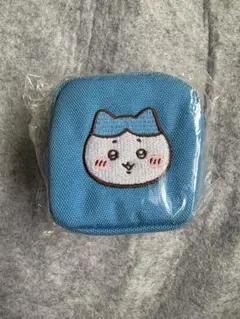 【新品未使用】ちいかわ カラビナつき刺繍スクエアミニポーチ