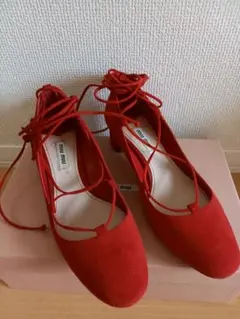 miu miu レースアップパンプス