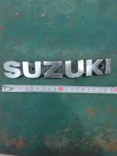 SUZUKI 純正エンブレム