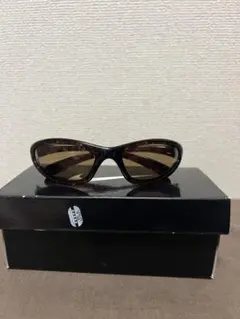 ナイキ　サングラス（箱付き）