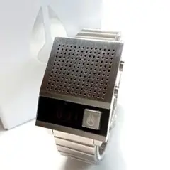 レア! NIXON ニクソン デジタル腕時計 THE DORK レア! NIXON ニクソン デジタル腕時計 THE DORK（Nixon(ニクソン