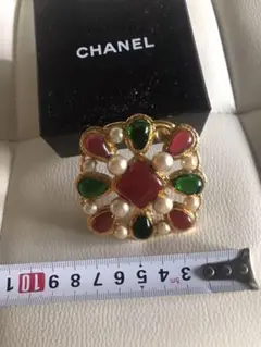 シャネルCHANEL グリポア大き目ストーン ブローチ