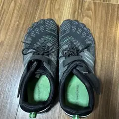 SAGUARO トレーニングシューズ 28センチ