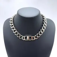Item thumbnail for item d3954f56-4caa-4494-b0e3-7932390d91ca