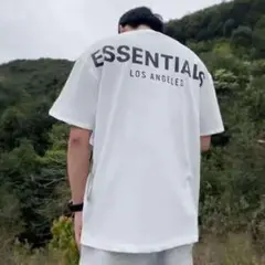 新品 FOG ESSENTIALS Tシャツ エッセンシャルズ 半袖　ホワイトM