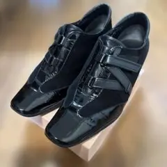 Item thumbnail for item 51e87f9a-24bf-41f1-84ef-07bfe3378011