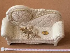 Item thumbnail for item a12965bd-f5c8-45eb-9680-31ac9cf61577