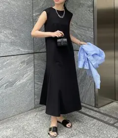 Item thumbnail for item 894b633a-88b6-40ff-bef3-ef0e0a8b50f8