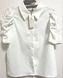 Noela ホワイト パフスリーブシャツ