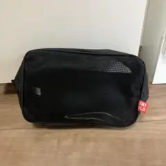 未使用　ユニクロメッシュポーチ