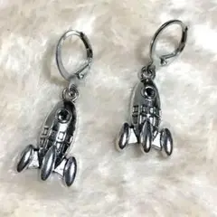 Item thumbnail for item 88f19072-0232-48ed-871f-1109c4b4ea4e