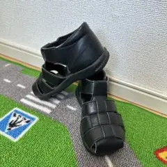 BURBERRY ブラックサンダル 15 cm