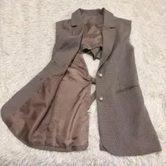 5981 美品✨完売品 チェック柄ロングジレ ベージュ パールボタン リボン