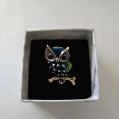 フクロウ ピンバッチ 青と緑新品未使用