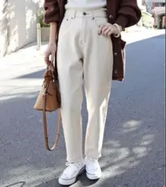 AlmaDesign ステッチ カーブ　パンツ
