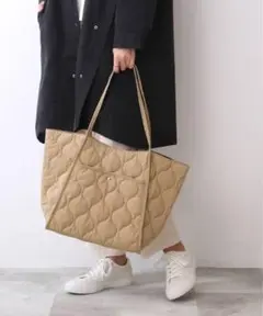 新品❣️SHOO-RA-RUE大容量 ベージュ キルティング トートバッグ A4